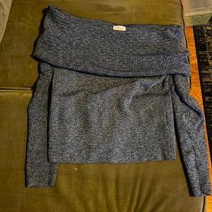 Off the shoulder club Monaco